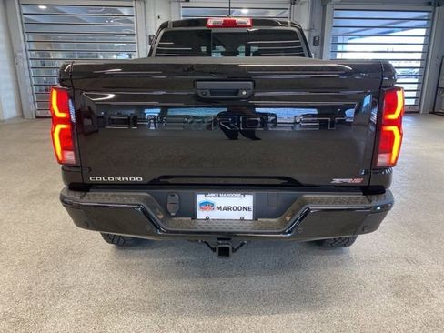 New 2026 Chevrolet Colorado ZR2 w/ Technology Package AWD/4WD image 6