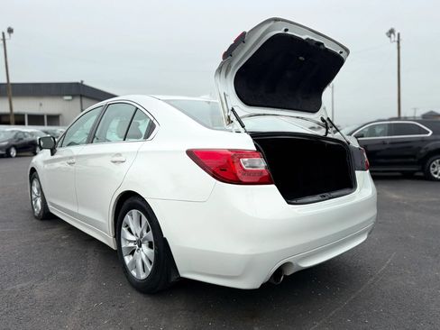 Used 2016 Subaru Legacy 2.5i Premium w/ Moonroof Package AWD/4WD image 41