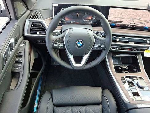 Used 2026 BMW X5 xDrive40i w/ Premium Package AWD/4WD image 7