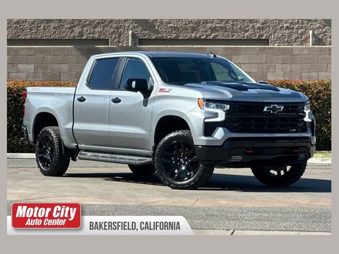 Used 2026 Chevrolet Silverado 1500 LT Trail Boss w/ LT Trail Boss Premium Package AWD/4WD image 1