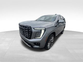 Used 2026 GMC Yukon Denali Ultimate w/ LPO, Illumination Package AWD/4WD video 2