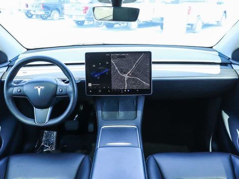 Used 2023 Tesla Model Y Long Range AWD/4WD image 12
