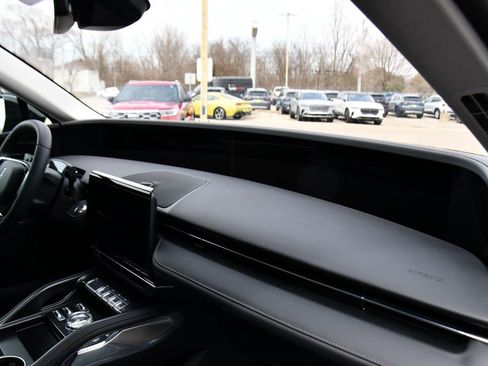 New 2026 Lincoln Nautilus Reserve w/ Jet Appearance Package AWD/4WD image 15