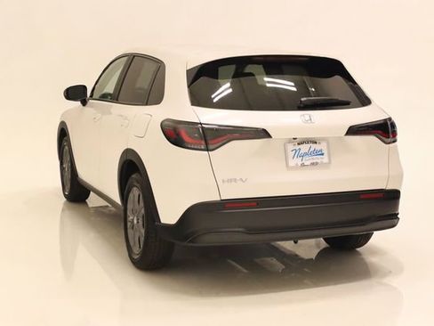 Used 2026 Honda HR-V LX image 8