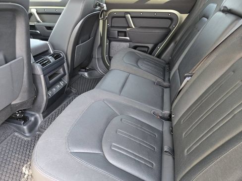 Used 2021 Land Rover Defender 110 S AWD/4WD image 19