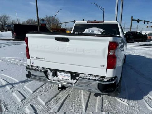 Used 2024 Chevrolet Silverado 1500 LT AWD/4WD image 9