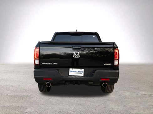 Used 2023 Honda Ridgeline Black Edition image 8