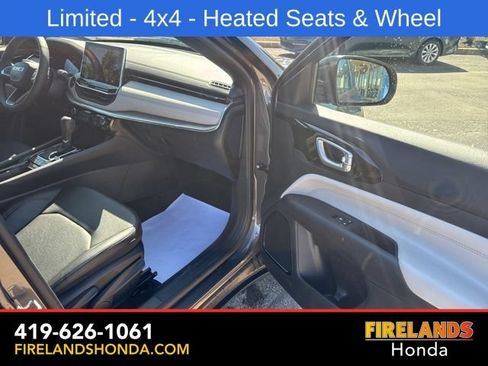 Used 2024 Jeep Compass Limited AWD/4WD image 32