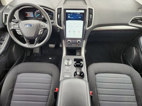 Used 2024 Ford Edge SE w/ Black Appearance Package AWD/4WD image 24