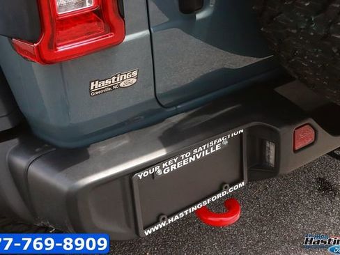 Used 2024 Jeep Wrangler Unlimited Rubicon w/ XTREMEE 35" Tire Package AWD/4WD image 8