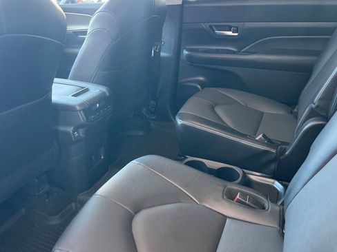 Certified 2024 Toyota Grand Highlander AWD Hybrid image 9