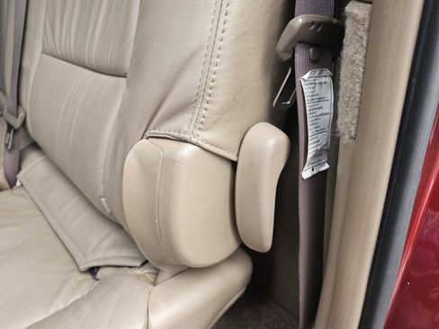 Used 2004 Toyota Tundra Limited image 31