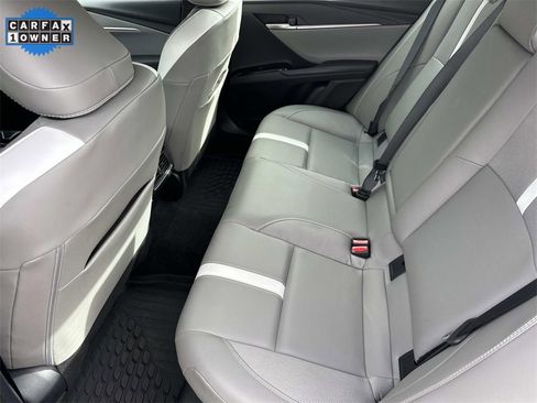Used 2025 Toyota Camry SE image 14