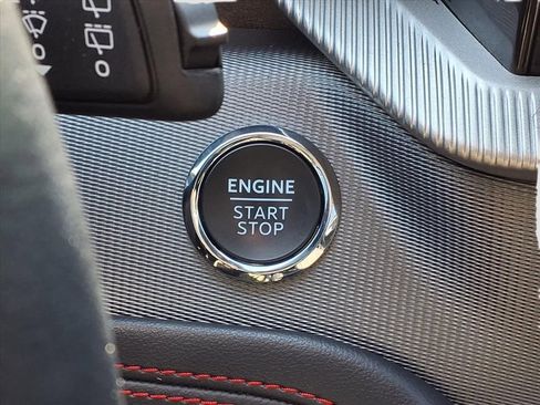 Used 2025 Ford Explorer ST-Line w/ ST-Line Street Pack image 14