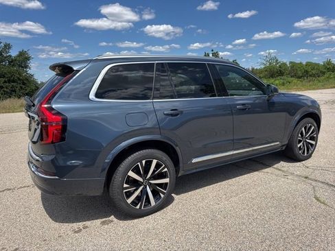 New 2026 Volvo XC90 B6 Core image 3