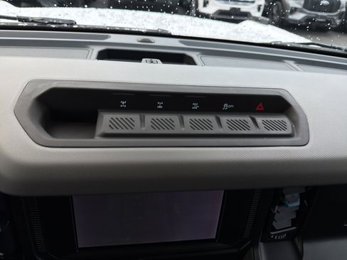 Used 2023 Ford Bronco Black Diamond w/ Sasquatch Package image 16