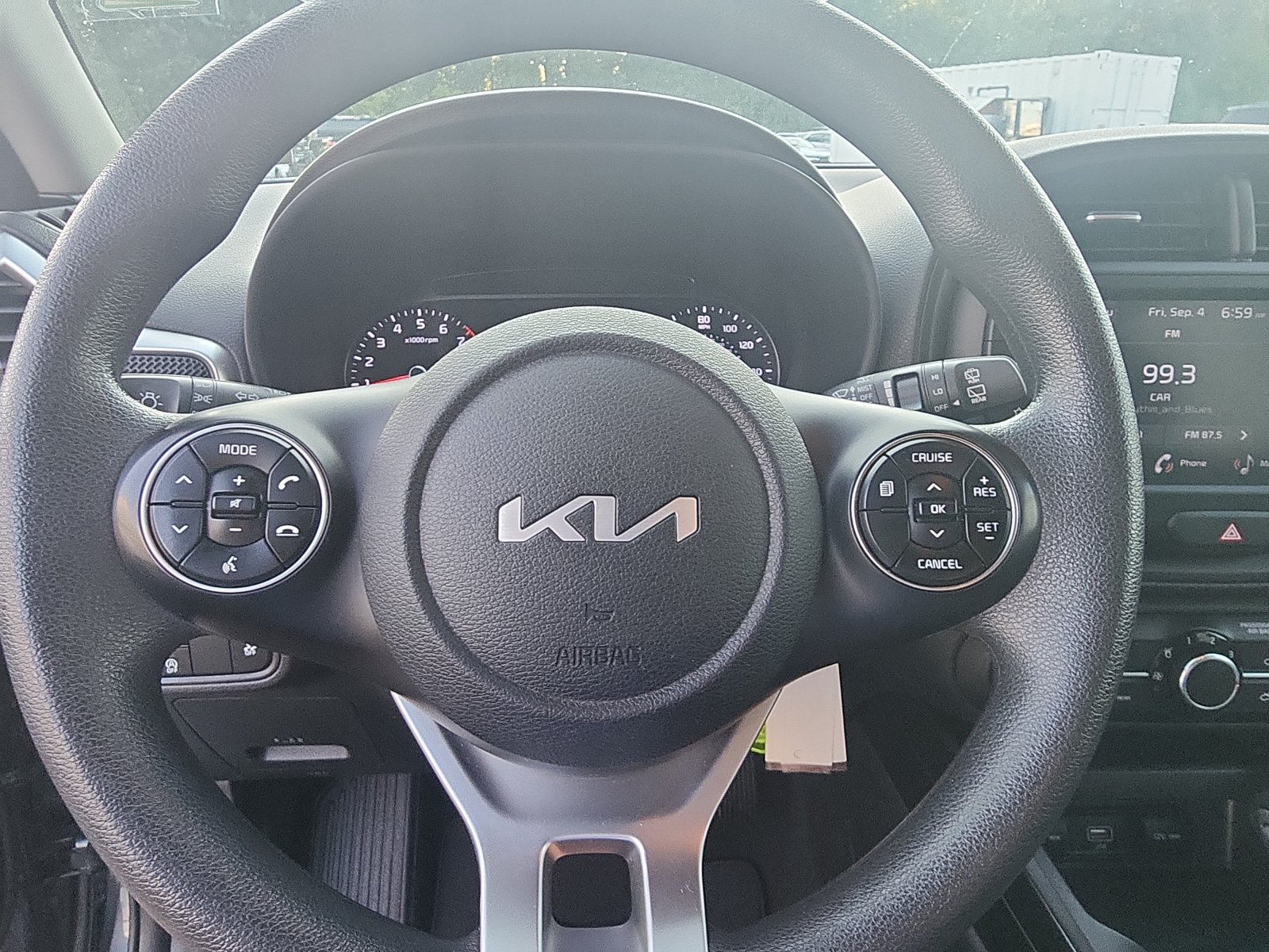Used 2022 Kia Soul LX w/ Technology Package FWD image 15