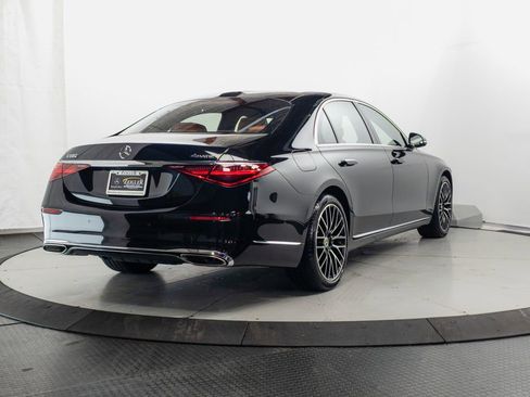 Certified 2024 Mercedes-Benz S 580 4MATIC Sedan image 37