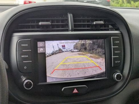 Used 2023 Kia Soul LX w/ Option Group 015 image 9