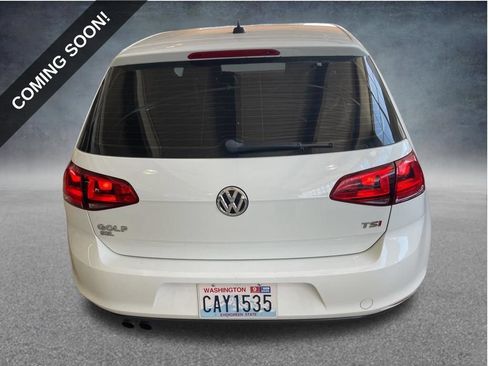 Used 2017 Volkswagen Golf 4-Door FWD image 6