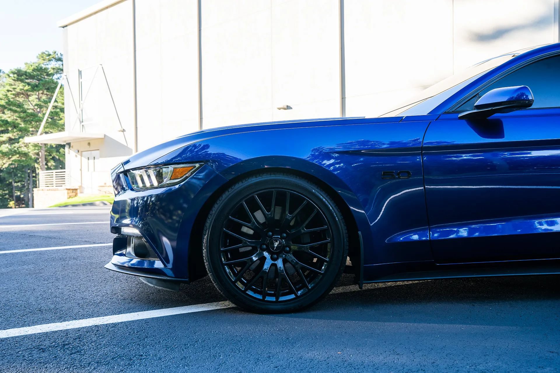 Used 2016 Ford Mustang GT Premium RWD image 3