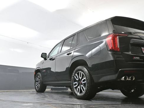 Used 2024 GMC Yukon AT4 w/ AT4 Premium Package AWD/4WD image 59