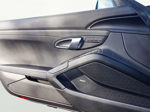 Used 2025 Porsche 718 Cayman S image 64