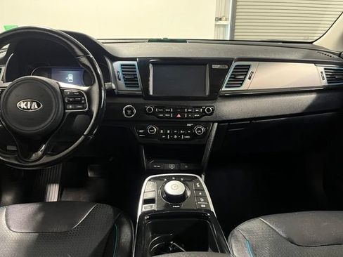 Used 2019 Kia Niro EX Premium FWD image 20