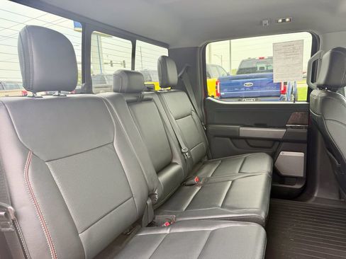 Used 2021 Ford F150 Lariat w/ Max Trailer Tow Package AWD/4WD image 16