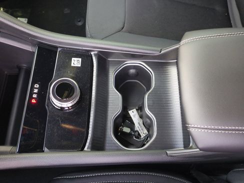 New 2026 Jeep Grand Cherokee Laredo image 15