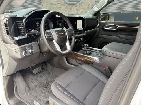 Used 2023 GMC Sierra 1500 Elevation RWD image 10