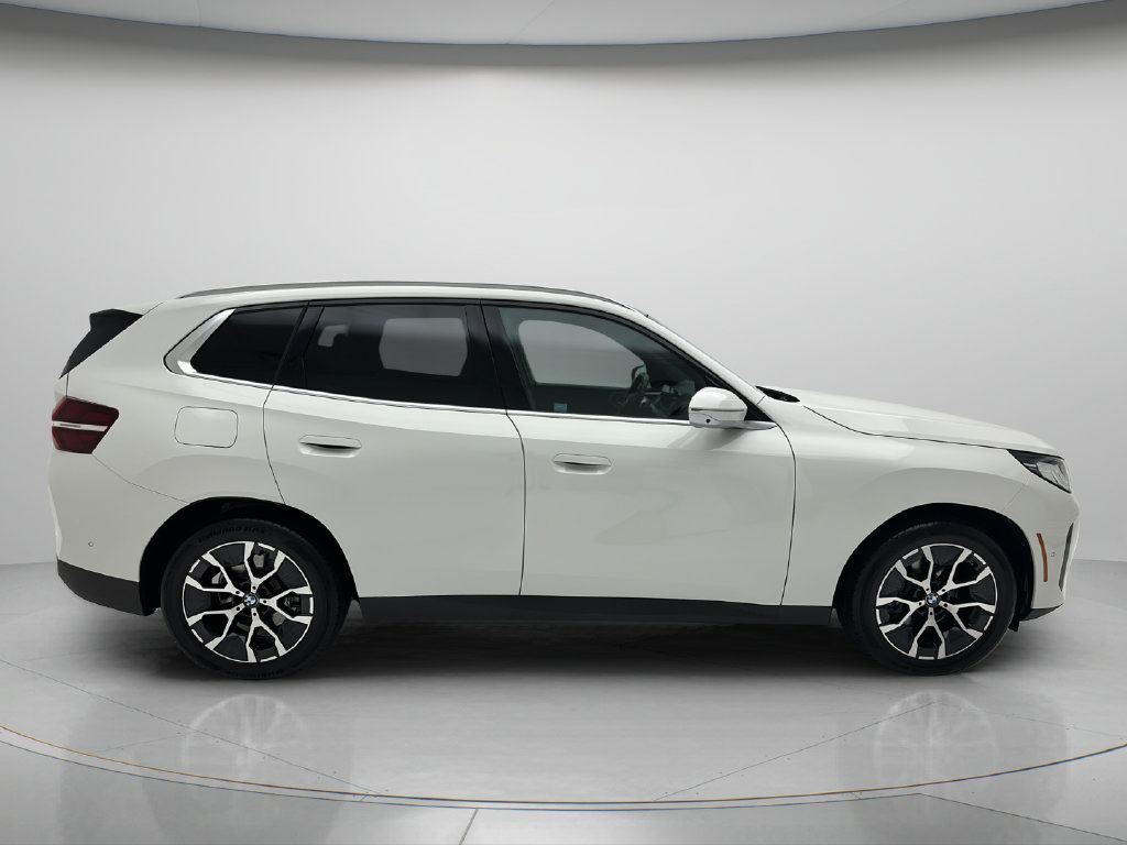 Used 2026 BMW X3 xDrive30i w/ Premium Package AWD/4WD image 6
