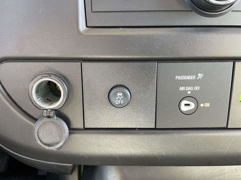 Used 2021 Chevrolet Express 2500 w/ Communications Package image 20