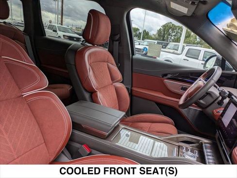 Used 2024 Lincoln Nautilus Black Label image 25