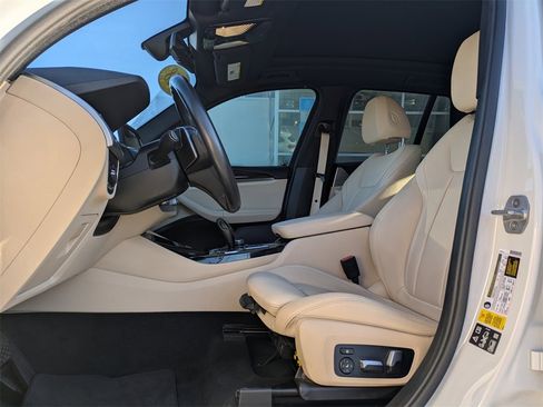 Used 2018 BMW X3 xDrive30i image 3