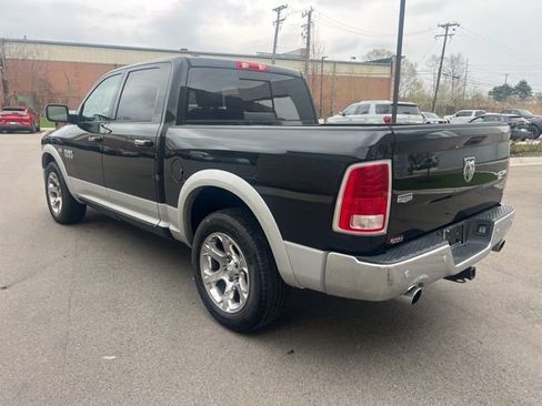 Used 2017 RAM 1500 Laramie w/ Convenience Group image 7