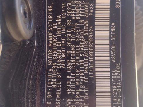 Used 2014 Toyota Camry L image 22