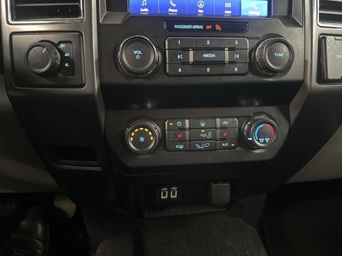 Used 2020 Ford F150 XLT w/ Equipment Group 302A Luxury image 23