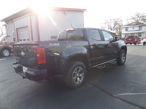 Used 2017 Chevrolet Colorado Z71 image 7
