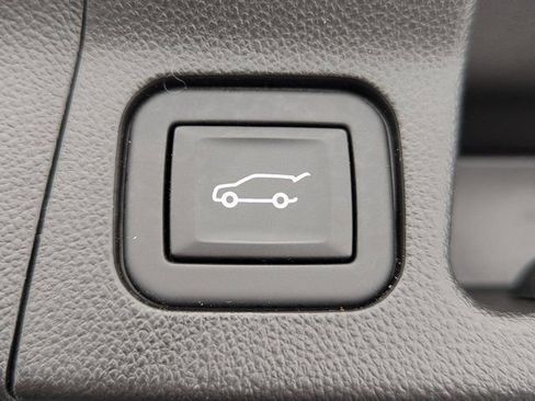 Certified 2023 GMC Acadia AT4 w/ Technology Package image 6