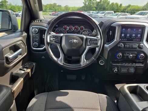 Certified 2020 Chevrolet Silverado 1500 LT Trail Boss w/ Convenience Package AWD/4WD image 12