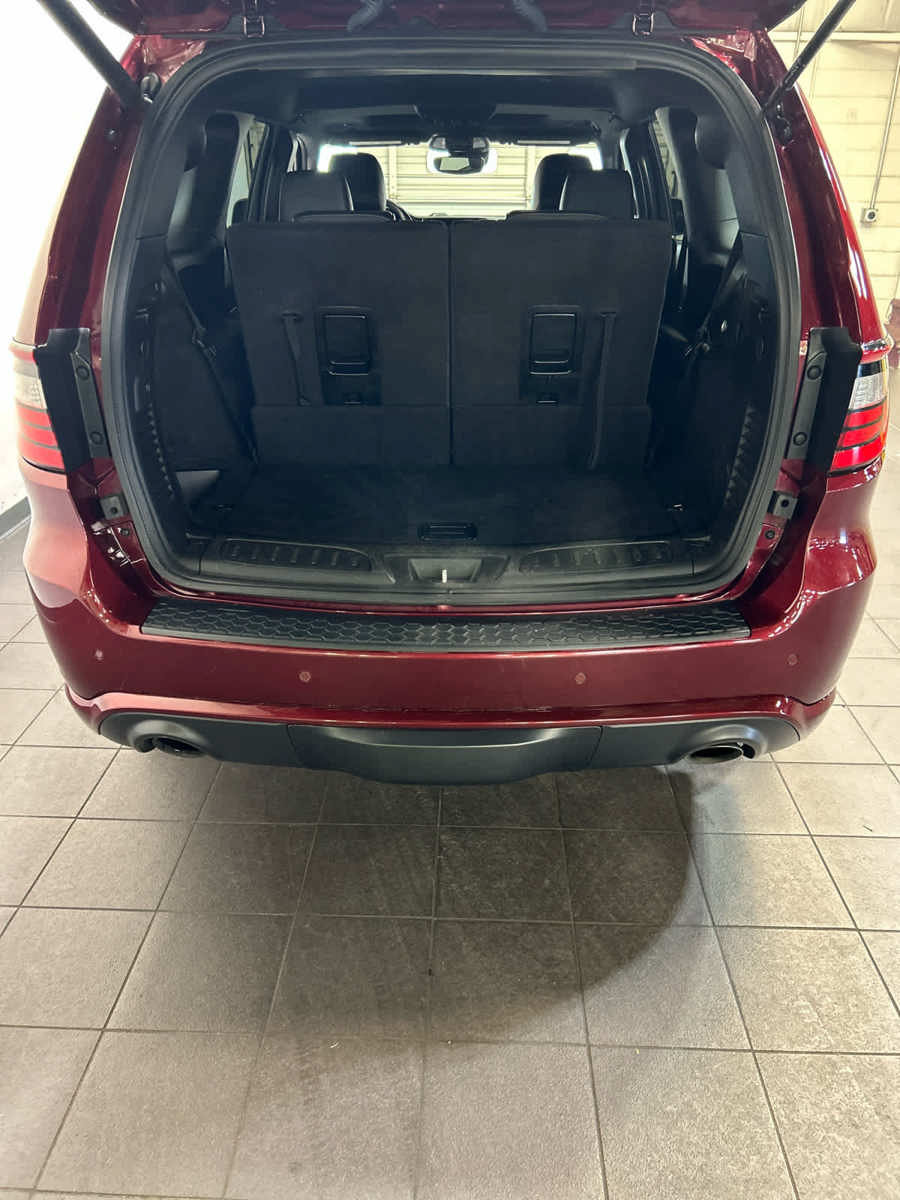 Used 2023 Dodge Durango R/T w/ Tow 'N Go Package AWD/4WD image 31