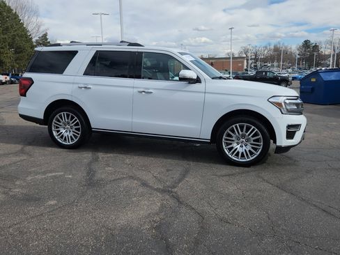 Certified 2024 Ford Expedition Limited image 19