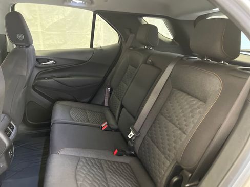 Used 2021 Chevrolet Equinox LT AWD/4WD image 36
