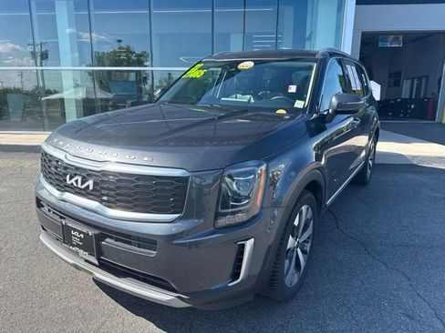 Certified 2022 Kia Telluride S AWD/4WD image 2