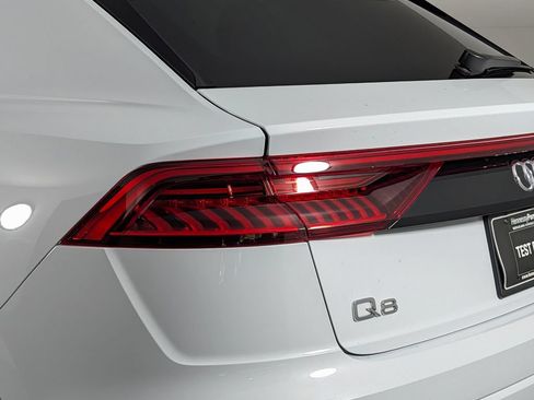 Used 2023 Audi Q8 Premium Plus w/ Premium Plus Package AWD/4WD image 16