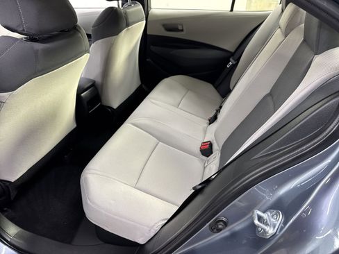 Used 2022 Toyota Corolla LE image 27