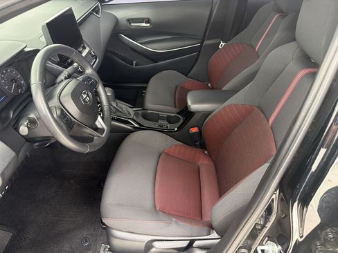 Used 2024 Toyota Corolla SE FWD image 5