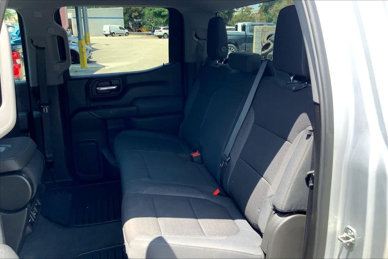 Used 2019 Chevrolet Silverado 1500 LT w/ Texas Edition AWD/4WD image 20