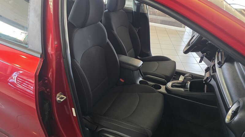 Used 2019 Kia Forte LXS FWD image 24